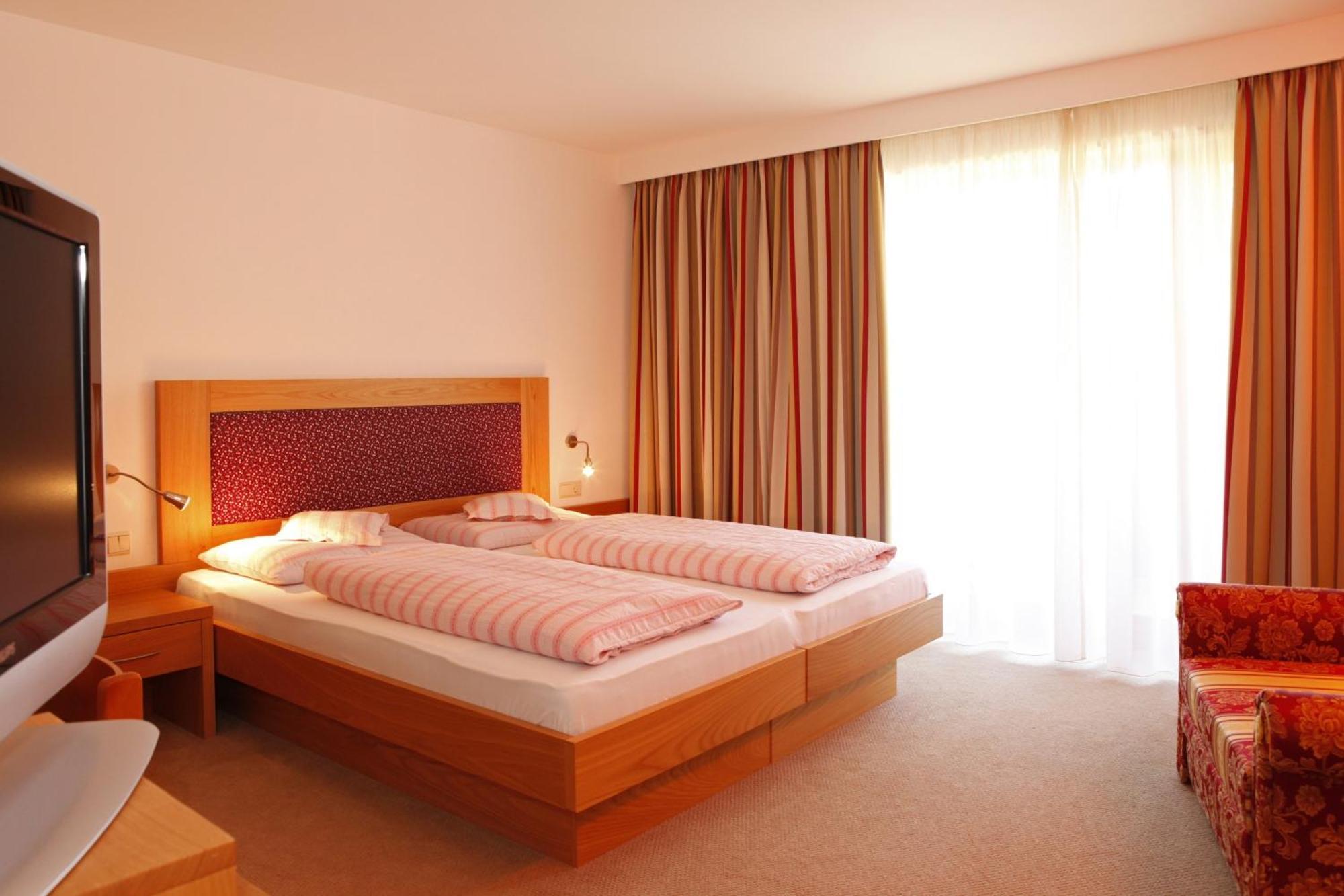 Hotel Stefaner Tires Extérieur photo